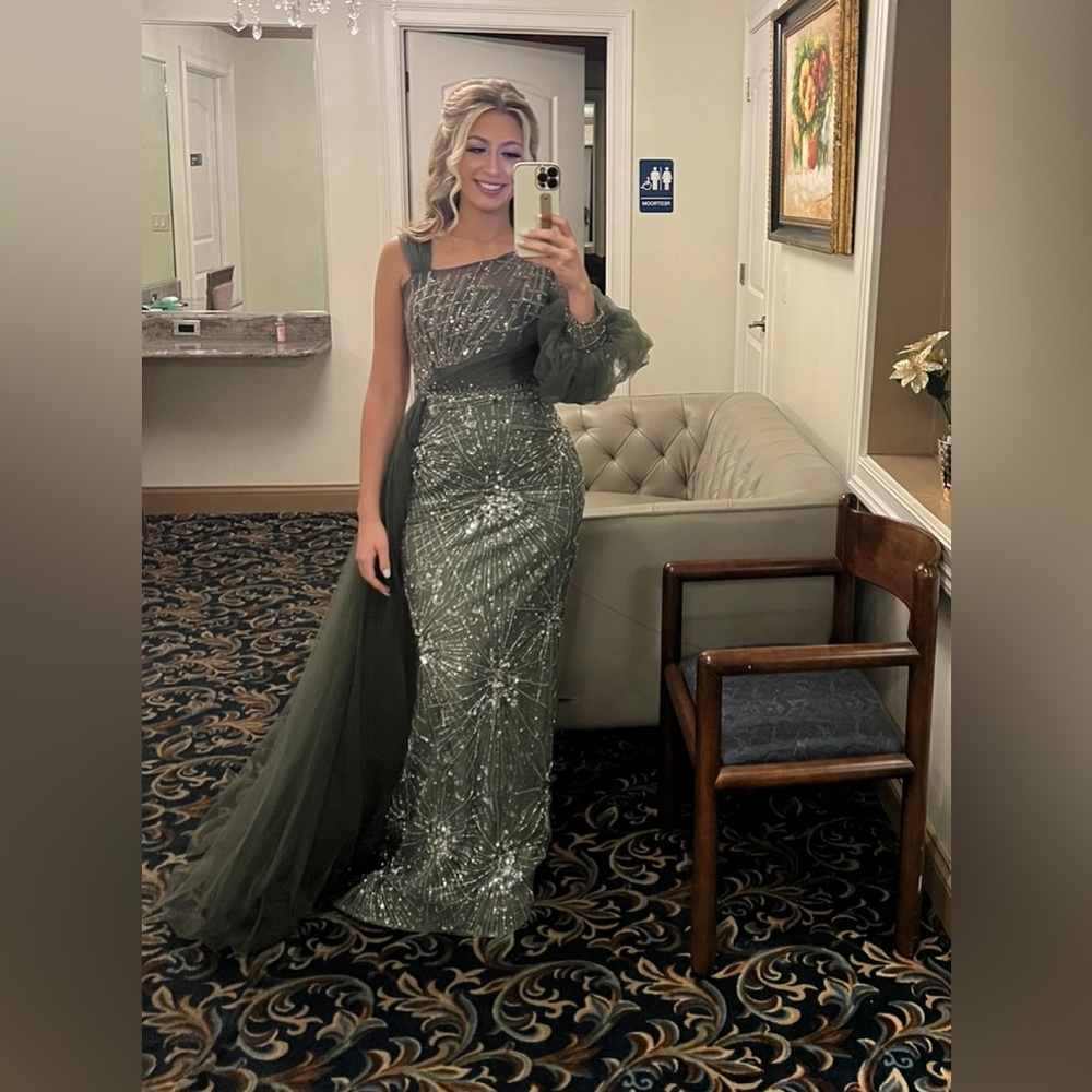 Olive green dress by Shankara. Size UK 8.